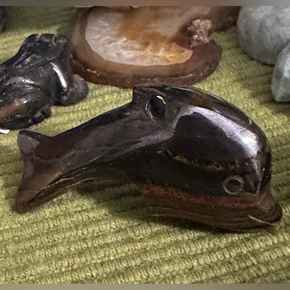 Tiger Iron Standing Dolphin - Picture 3 of 5